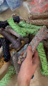 Dây dù sinh tồn cắm trại dây phơi treo đồ. Chiều dài gần 10 met bền và chắc chắn.