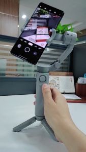 Smart AI Face Tracking Gimbal with Tripod (F5)