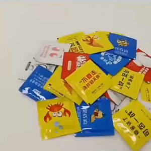 2PCS Disposable PE Gloves Individual Pack 🧤 一次性手套独立包装 Sarung Tangan PE Pakai Buang Pembungkusan Individu Lutsinar Plastic Hygiene Food Grade