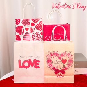 4ชิ้น2025วันวาเลนไทน์ถุงซานตาถุงใส่ขนมรักกระดาษคราฟท์พิมพ์ถุงพร้อมที่จับงานเลี้ยงวันเกิดงานแต่งงานลูกอม