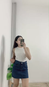 ชุดเซ็ตแฟชั่นสไตล์เซ็กซี่หวาน เสื้อแขนกุดลูกไม้ดีไซน์เก๋จับคู่กับกระโปรงเอวสูง