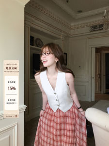 Áo Vest Vải Lanh TMH STUDIO 40% Phong Cách Pháp Cổ Điển Dáng Rộng Chất Liệu Lanh Vải Nhung Dáng Chữ A Cổ Chữ V Mùa Hè 2025