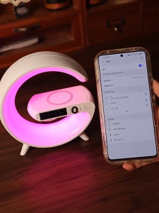 4 in1Wireless Speaker LED Atmosphere Light RGB Bluetooth Speaker Nubper Table Lamp Charger for Mobile Phone With AP Alarm Clock FM Radio Music TF 20w Atmosphere For Smart Home Decor Night Light