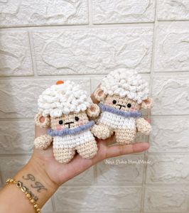 Móc khoá cừu bằng len handmade được chọn màu