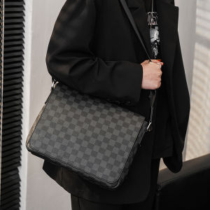 Casual Plaid Mens Crossbody Bag Fashionable Korean Style Single Shoulder IPAD Tablet Computer Bag Business Leisure Satchel