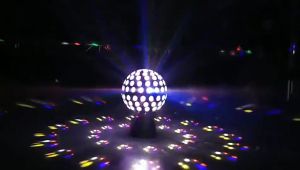 ไฟดิสโก้ KTV 40W รูปแบบกระจาย 360 ° ควบคุมเสียงเดินเอง สำหรับการใช้งาน KTV หรือสร้างสรรค์บรรจุภัณฑ์สร้างผู้ชาย/ลูกบอล กระบวนการสร้างสรรค์ราคาที่น่ารับรอบโอกาส