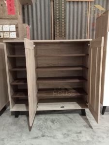 MYHOUSE Furniture 2 Door Shoe Cabinet with door Rak Kasut Bertutup Almari Kasut Storage Cabinet 5 Layer Light Brown Kabinet Kasut Oak Color murah Shoes Cabinet with Door Open Storage Cabinet Plastic Leg 15 cube 15 pair shoes