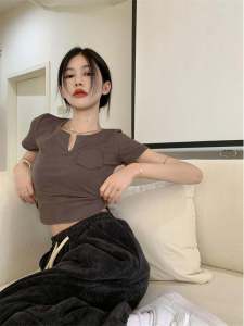 Áo Thun Cotton Cổ Chữ V Tay Ngắn Ôm Vừa Vặn Mùa Hè Cho Nữ Áo Thun Thường Ngày Màu Trơn Cổ Điển Thường Ngày