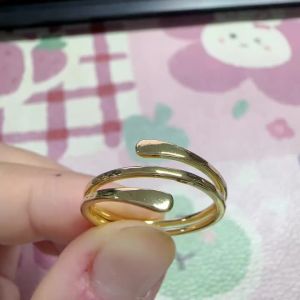 Huitan Simple Elegant Gold Color Ring for Women Charming Party Versatile Lady Metal Jewelry Wedding Gentle New Style Accessories