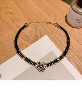 Fashionable Black Crystal Flower Necklace Womens Lockbone Chain Jewelry Luxury Sensation Camellia Design Spring Summer New 2025