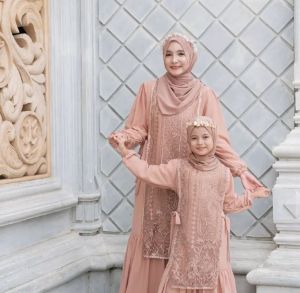 Gamis Azzura Couple Mom and Kids