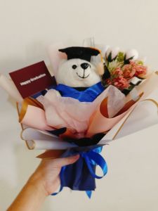 buket wisuda|bunga wisuda|kado wisuda bucket