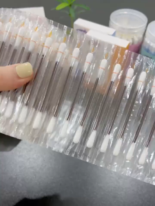 50Pcs Disposable Iodine Cotton Stick Bar Iodine Disinfected Cotton Swab