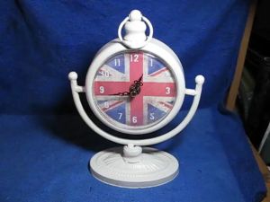 นาฬิกาเก่า รูปทรงสวย ลายธงอังกฤษ สไตล์วินเทจ ของเก่าน่าสะสม งานสังกะสี