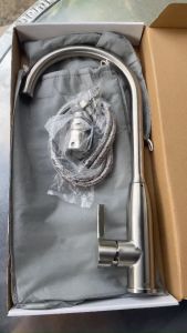 Vòi Rửa Chén inox 304 Nóng Lạnh Thiết Kế Tròn Uốn Cong Xoay 360 Độ – Linh Hoạt và Tiện Lợi Cho Mọi Công Việc Bếp.