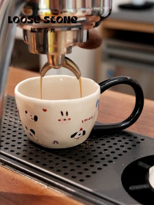 แก้วมือจับลายการ์ตูนเซรามิกสุดน่ารักสำหรับบ้าน แก้วกาแฟ แก้วนม ของขวัญวันเกิดสำหรับคู่รัก จีนแผ่นดินใหญ่