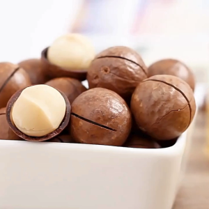 แม็คคาเดเมีย 200g ซื้อ 1แถม1 อบพร้อมทาน แบบมีเปลือก แมคคาเดเมีย (แถมที่แกะเปลือกฟรี) ธัญพืชเพื่อสุขภาพ ราชาแห่งถั่ว สั่งเลย