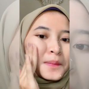 Gmeelan Orange Exfoliating Whitening Gel 50g Skincare Eksfoliasi Peeling Wajah Glowing dan Mengurangi Daki