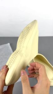 Anti-slip Odourless For Both Men And Women Indoor Outdoor Slip-on Eva Slippers All-season Sooshoom