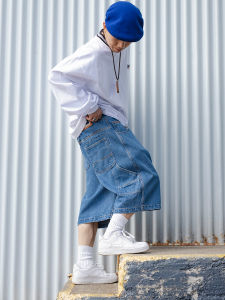 Loose Fit Heavyweight Denim Shorts with Multiple Pockets for Street Dancing And Skateboarding Hip Hop Style Summer Wear