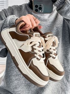 Retro Thick Bottom Breathable Sports Sneakers for Men Casual Slip-On round Toe PVC Outsole Synthetic Leather Upper