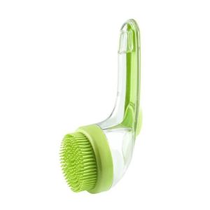 Long Handle Pet Bath Brush 2 in 1 with Built in Shampoo Dispenser for Dogs Cats Grooming Massage Reduce Residue Silicone Pet Bru