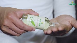 Tinh dầu Tràm Huế nguyên chất Hoa Nén - Chuẩn VietGAP - Chăm sóc sức khỏe bé - 50ml