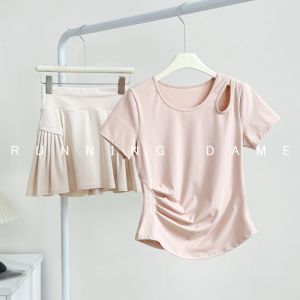 ชุดกีฬาฤดูร้อนสำหรับผู้หญิง ชุดโยคะ ฟิตเนส วิ่ง ชุดออกกำลังกาย ชุดผู้หญิง ชุดวิ่ง เอวสูง ทรงสลิมฟิต แขนสั้น วัสดุโพลีเอสเตอร์