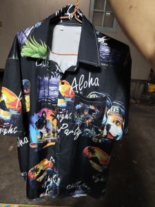 เสื้อเชิ้ตแขนสันผ้าไหม สำหรับผู้ชายทรงหลวมสบาย ๆฤดูร้อน แฟชันไม่สมมาตร ลายการ์ตูน ทรงเข้ารูปเสื้อเชิ้ตแฟชั่น