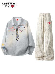 CHARLES JANGS HAPPY HEART | Graffiti Style Heart Print Loose Casual Outfit