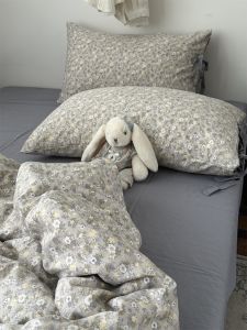 Rustic Style Cotton Linen Four-Piece Bedding Set Soft Daisy Patterned Student Three-Piece Queen Size Warmth Retaining Bedding