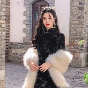 Young Girls Retro Velvet Long Cheongsam Elegant Sleeveless Modified Traditional Chinese Style Daily Wear Breathable Floral Pattern