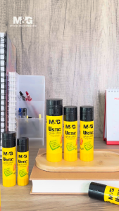 M&G USTIC Glue Stick - Perfect for School Projects Crafts and Office Use Available in 4 Sizes (9G / 15G / 21G / 36G)