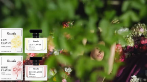 น้ำหอมกลิ่นกุหลาบ ส่วนผสมอ่อนโยน สดชื่น ธรรมชาติ กลิ่นหอมติดทน เหมาะสำหรับใช้ประจำวัน