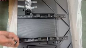 MK HT502ขาแขวน tv ติดผนัง ขาแขวนทีวี ปรับก้มเงย15° ปรับสวิงซ้ายขวา ปรับยืดเข้ายื่ดออกได้ ขาแขวนทีวี55นิ้ว ที่ยึดทีวีผนัง