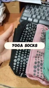 Kaos Kaki Wanita Olahraga Yoga & Pilates: Desain Ergonomis & Anti Slip