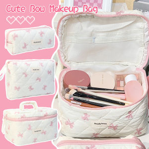 Fairy Castle】กระเป๋าเครื่องสำอางสำหรับเดินทางติดโบว์น่ารักสำหรับผู้หญิงกระเป๋าเก็บของความจุผ้าฝ้ายบุนวมขนาดใหญ่ Tas Kosmetik จัดผิวหวานๆ