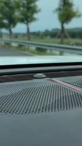 Kiếm khách đen - phụ kiện trang trí ô tô mới nhất 2025