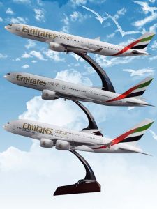 Aircraft Model Emirates A380 Decoration 1:100 Boeing B777 Aircraft Model Airbus 330 Souvenir Gift
