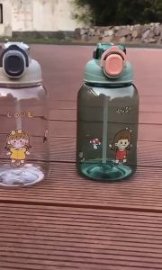 Botol Minum Anak BZ-284 Botol Minum Karakter 600ML Transparan Karakter Lucu Free Stiker