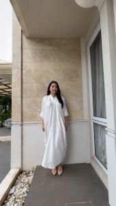 Kaftan Fashion Muslim Wanita: Kavana Kaftan Satin Jumbo Polos 9623 Louisecollectionn