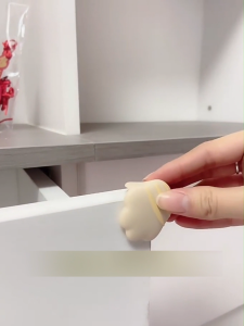 ยางกันกระแทกมุม ซิลิโคนเท้าแมวกันกระแทก ติดมุมโต๊ะ / กันชนมุมโต๊ะ ป้องกันการเดินชน น่ารัก