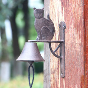 Retro European Cat Door Bell Iron Cast Vintage Door Hall Yard Reminder Bell Home Decor Wind Chimes Daily Gift for Friends