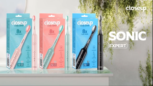 Close Up Sonic Expert Toothbrush Electric Refill Brush