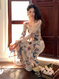 CHANGTONG | Vintage French Style Floral Printed Bodycon Midi Dress