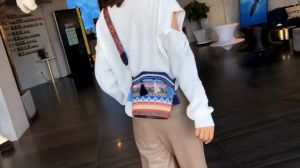 Korean Cute Embroidery Tassel Ladies Sling Bag With Zipper Shoulder Bags For Women 2G23