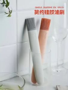 แปรงทาน้ำมัน และอาหาร แปรงทำสารอาหาร และเครื่องดื่ม รวมไปถึงแปรงทาบาบีชิว และแปรงทาซอส รวมถึงแปรงทาเนย และขนม พร้อมสำหรับการเปลี่ยนแปลงพื้นฐานใหม่