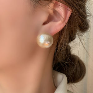 S925 Silver Needle Vintage French Mona Cotton Pearl Large Earrings Autumn Gentle Womens Fashion Jewelry Ear Decorations