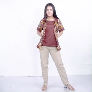 Blouse Big Size LD 140 Wanita / Atasan Batik Jumbo S-M-L-XL-2L-3L-4L-5L-6L-7L Model Blus Jumbo Kerja Batik / Atasan Big Size Kerja Wanita / Pakaian Batik Kekinian Kerja Wanita Bahan Katun Formal Kantor Wanita Trendy Terbaru / Oralia