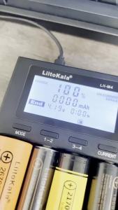 Liitokala S4 4 Slot Battery Charger 18650 26650 21700 AA AAA Lithium Battery Nickel Hydrogen